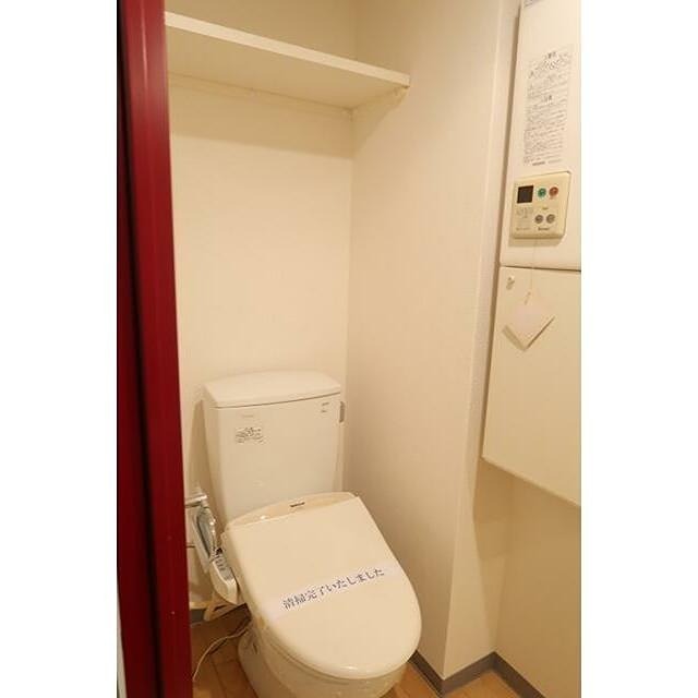 トイレ　※同仕様写真