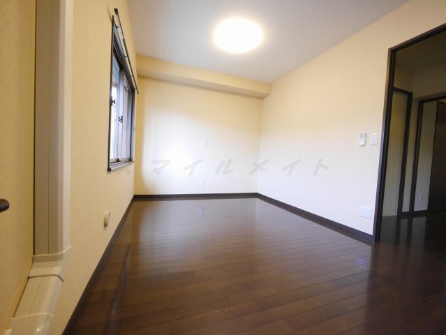 居室・リビング　他の号室参考写真