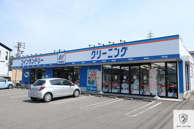 その他　コインランドリー（その他）まで800m