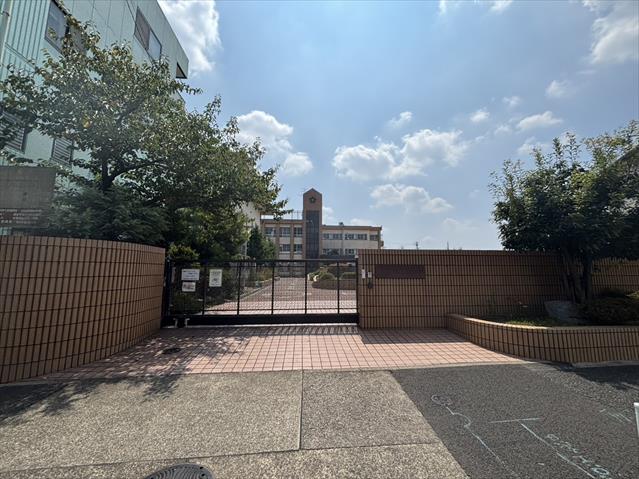 小学校　米野小学校トワイライトスクール（小学校）まで467m
