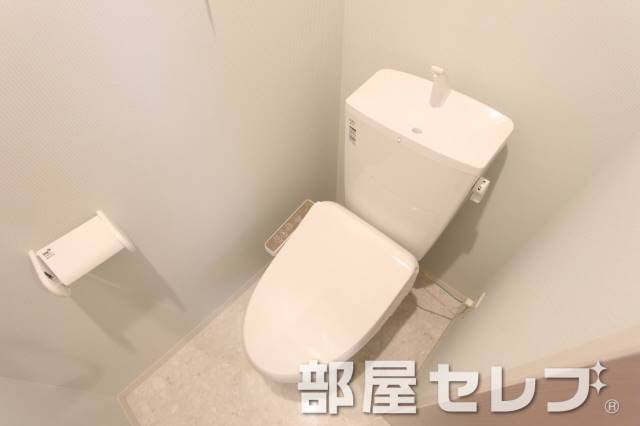 トイレ　温水洗浄便座。（イメージ写真）