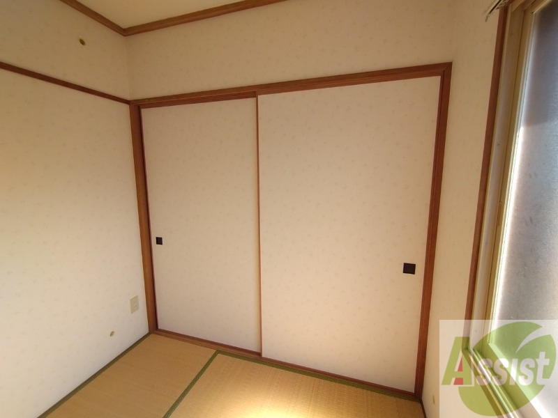 収納　収納がありました。お洋服や荷物はここへ！