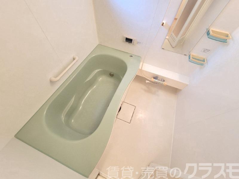 バス・シャワールーム　浴室乾燥機＆追い焚き機能付きバス♪