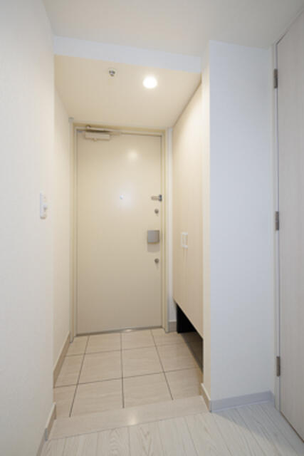 玄関　※写真は同タイプ住戸です。