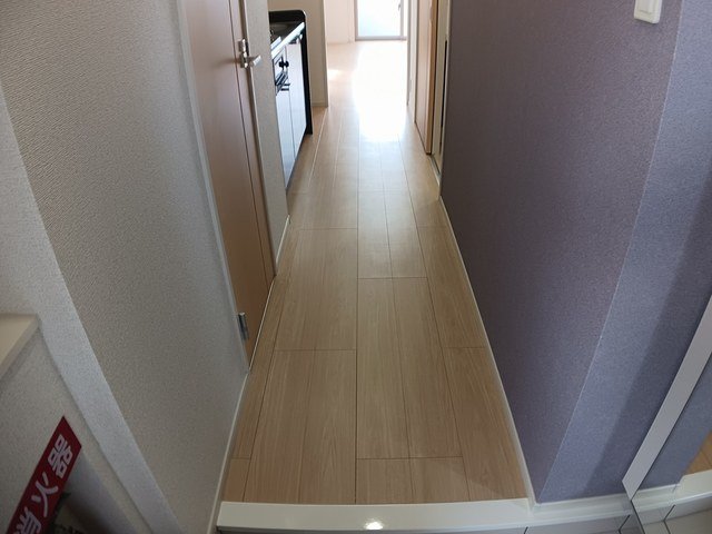 玄関　落ち着いた玄関です