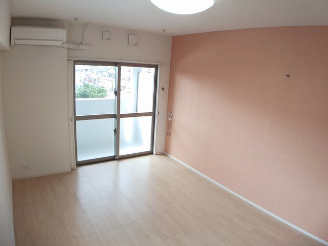 その他部屋・スペース　内装は落ち着いています