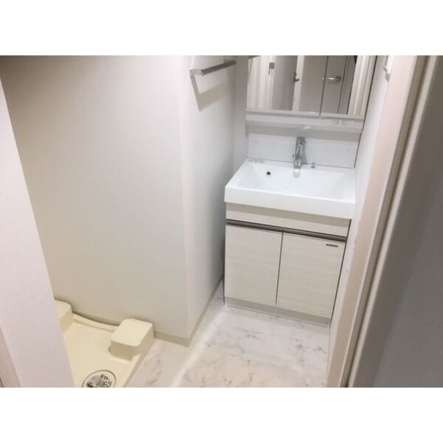 洗面設備　同仕様