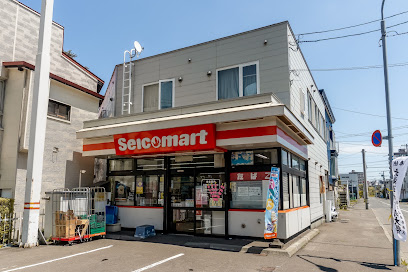 コンビニ　セイコーマートかめはた店（コンビニ）まで277m