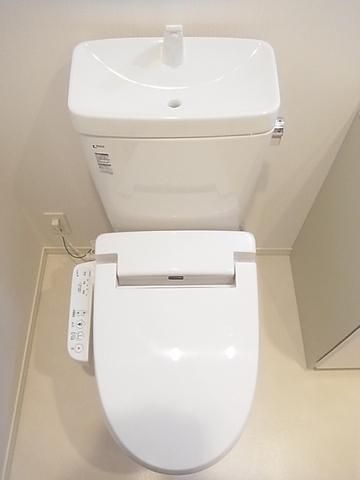 トイレ　トイレ