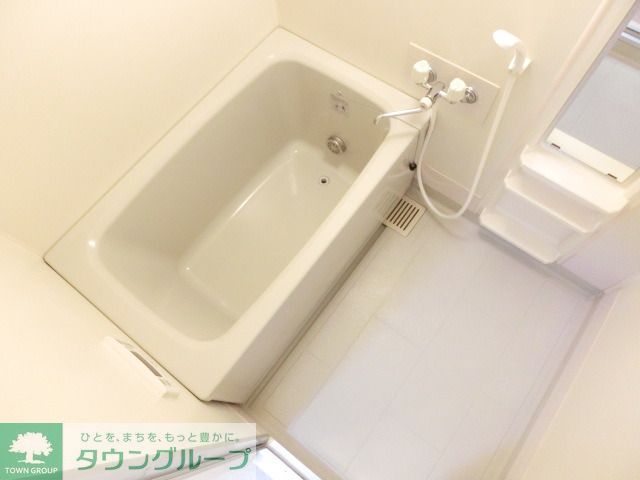 バス・シャワールーム　バストイレ別です