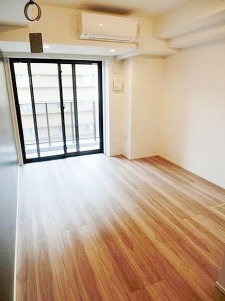 居室・リビング　※同タイプの別のお部屋です。