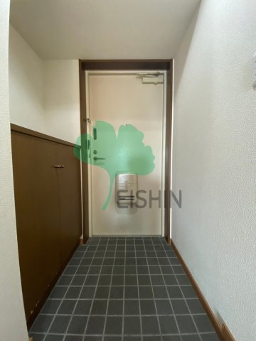 玄関　下駄箱もしっかりついてます！