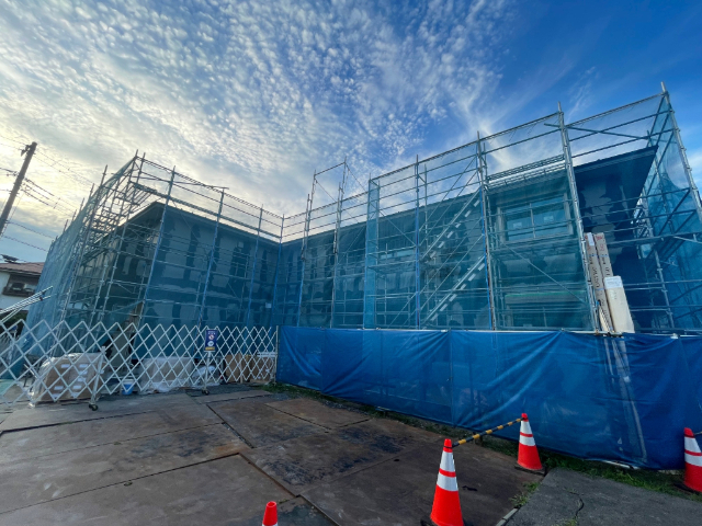 建物外観　建設中