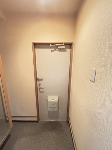 プレアール武庫之荘の玄関写真