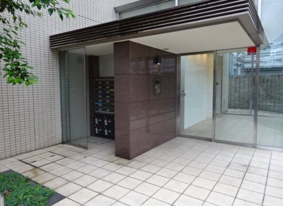エントランス　毎日通るエントランス♪