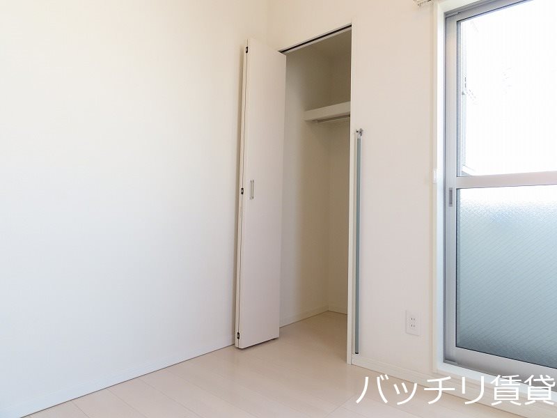 収納　同型タイプの為、現状を優先いたします。