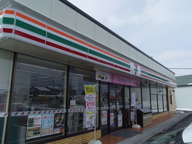 コンビニ　セブンイレブン立山大石原店（コンビニ）まで180m