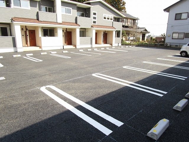 駐車場　駐車場完備です
