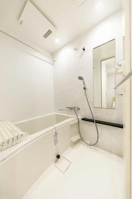 バス・シャワールーム　※写真は同タイプ住戸です。