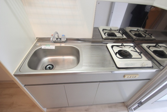 キッチン　※別部屋の写真です