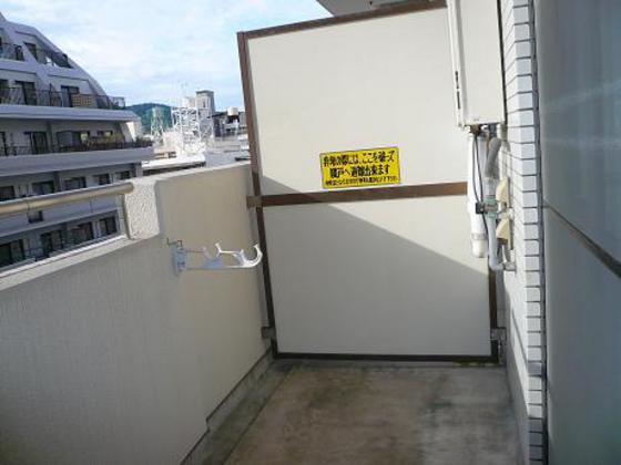 バルコニー　※別号室のお写真です