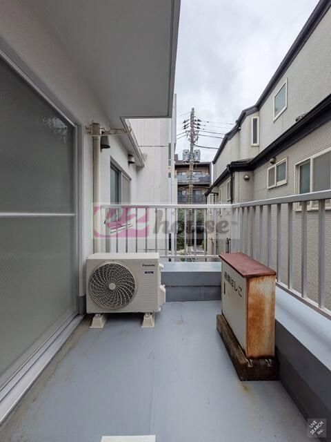 西武新宿線 新井薬師前駅 徒歩8分 3階建 築31年の内装写真