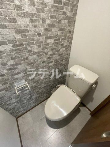 トイレ　別部屋参考写真となります