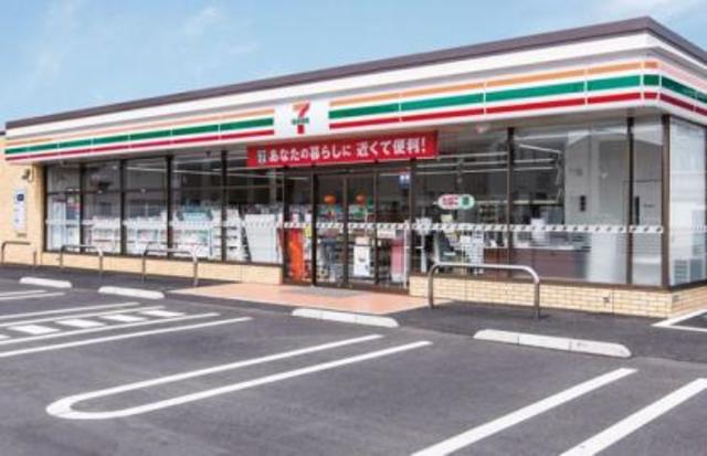 コンビニ　セブンイレブン大阪中川5丁目店（コンビニ）まで878m