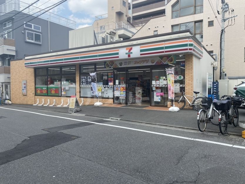 コンビニ　セブンイレブン板橋大山公園前店（コンビニ）まで250m