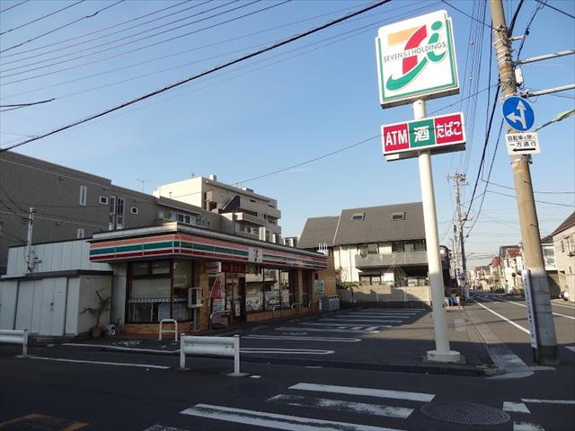 コンビニ　セブンイレブン（コンビニ）まで389m