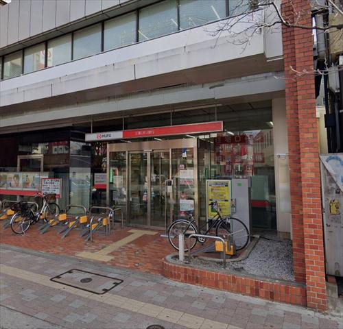 銀行　三菱ＵＦＪローンビジネス（株）／烏山営業所（銀行）まで14m