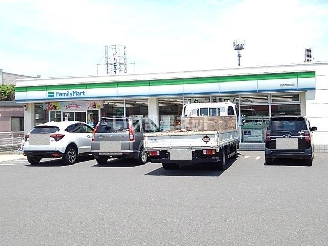 コンビニ　ファミリーマート 姶良西餅田店（コンビニ）まで205m