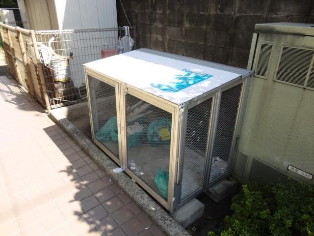その他　敷地内ゴミ置場