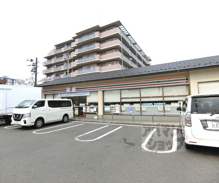 コンビニ　セブンイレブン京都壬生川仏光寺店（コンビニ）まで30m