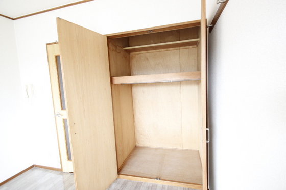 収納　※別部屋の写真です