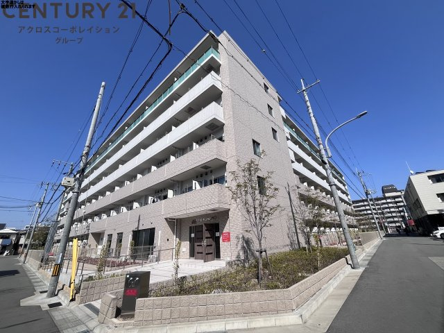 建物外観　オートロック付きで安心！宅配BOX付きで便利！