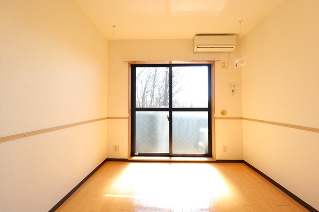 その他部屋・スペース　洋室　６．７帖