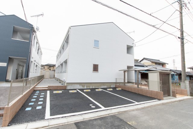 建物外観　外観は落ち着いています