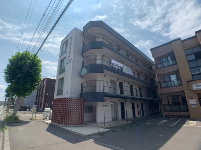 建物外観　札幌市北区北３８条西「ＤＥＶＥＸ３８２］