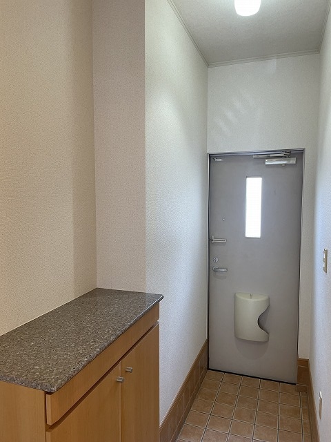 玄関　※別号室の写真使用