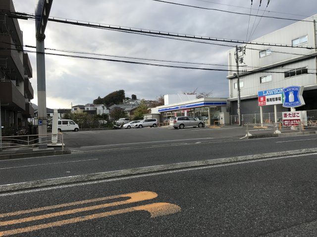 コンビニ　ローソン 磯子森三丁目店（コンビニ）まで406m