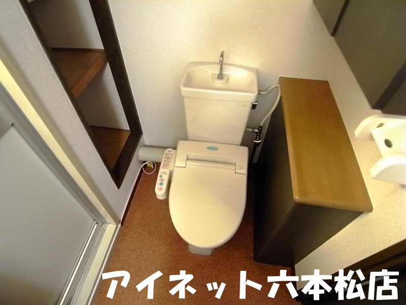 トイレ　落ち着く空間ですね。