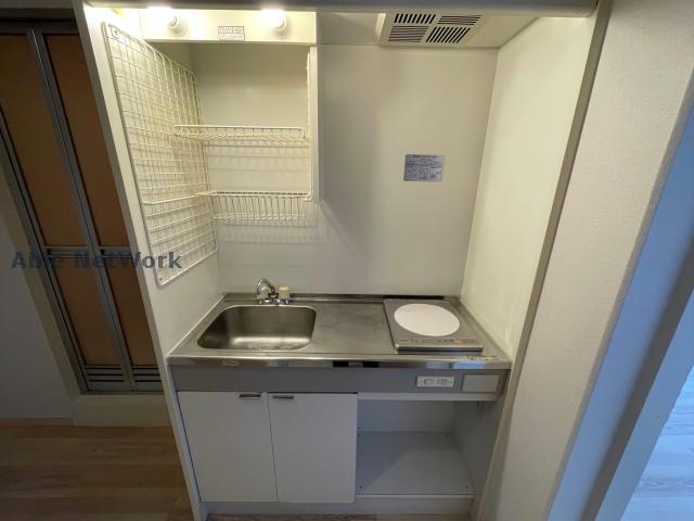 キッチン　※同物件別部屋の写真です。