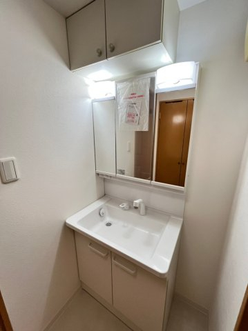 洗面設備　別号室の画像です。ご参考下さい