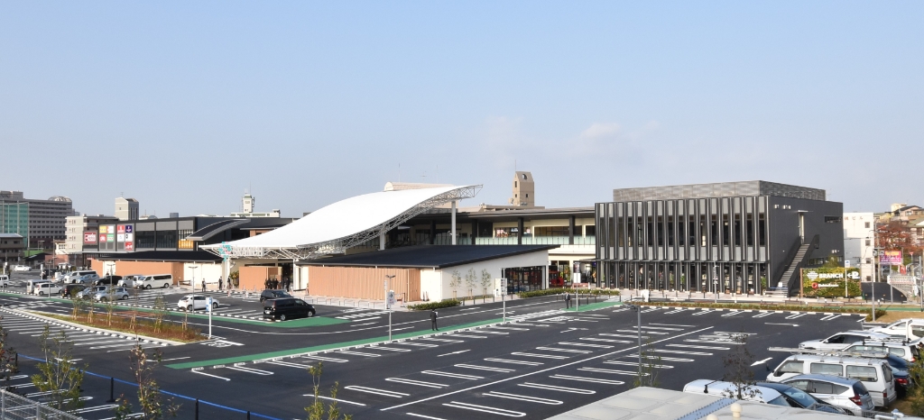 ショッピングセンター　BRANCH(ブランチ)福岡下原（ショッピングセンター）まで1324m