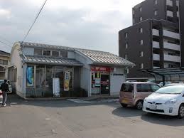 郵便局　西阿知郵便局（郵便局）まで467m