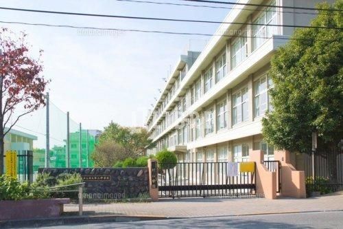 中学校　武蔵村山市立小中一貫校村山学園第二中学校（中学校）まで720m