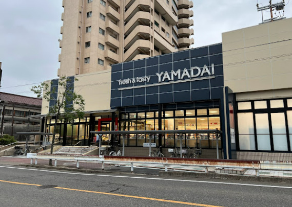 スーパー　ヤマダイ呼続店（スーパー）まで921m