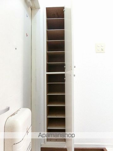 ベイルーム片瀬の玄関写真