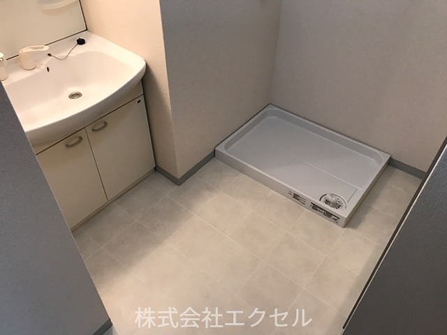その他　室内洗濯機置場です。